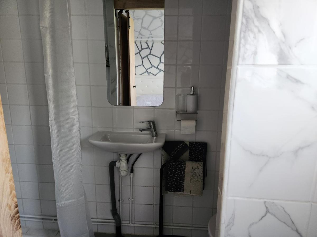 Studio, Pas De Collocation Possible Warmeriville Екстериор снимка